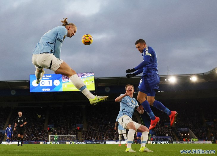 Haaland nổ súng， Man City tìm lại mạch thắng - Ảnh 4.